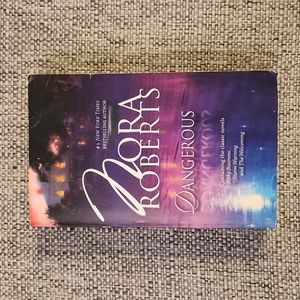 Nora Roberts Dangerous
